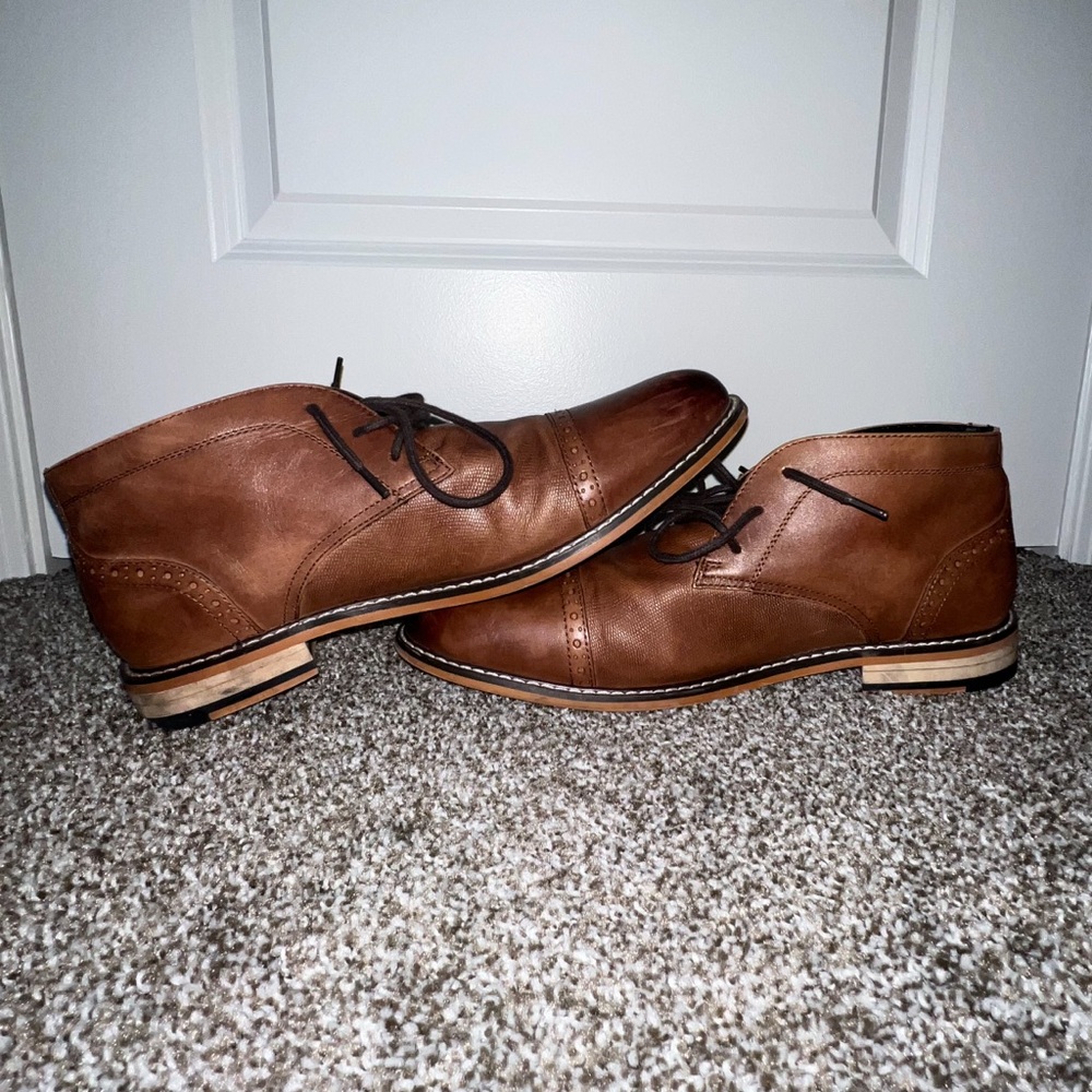 Bar III Men's Leather Brogue Chukka Boots (Size 10.5)